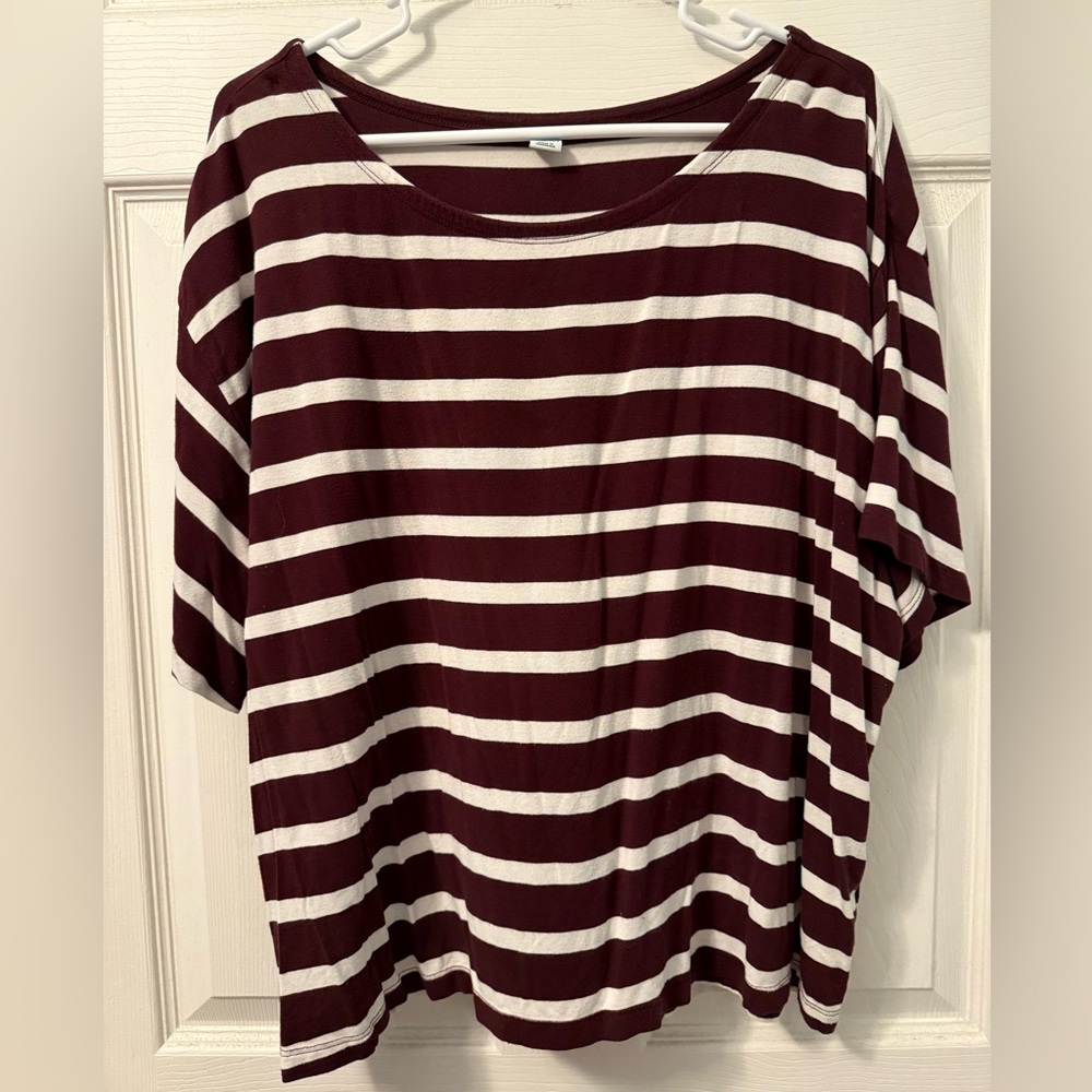 Old Navy Red and White Boxy Short Sleeve T-Shirt
